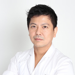 院長 又吉秀樹